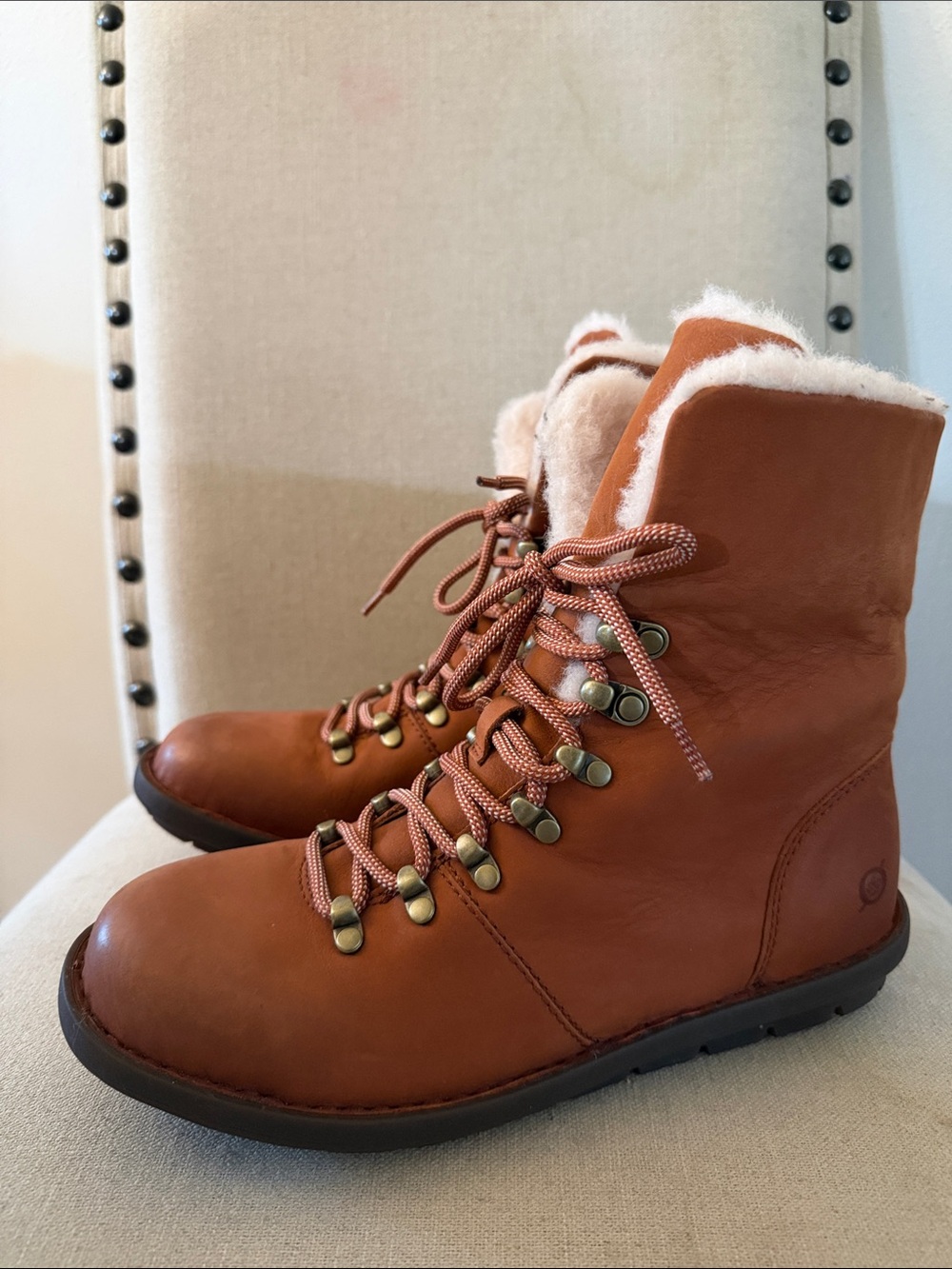 Born Women's Lace-Up Foldover Boots Chestnut Rust Shearling Size 8